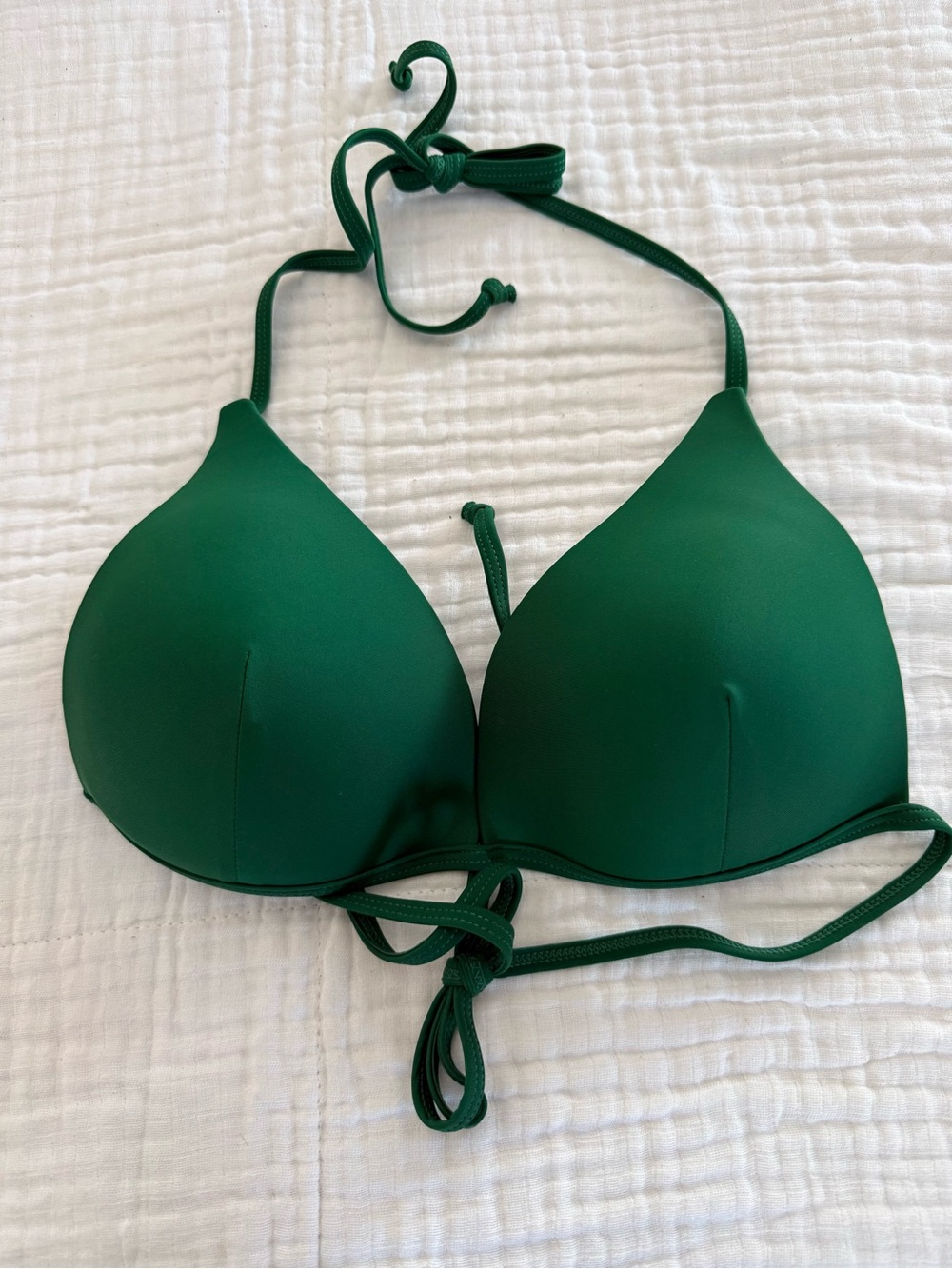 NWOT MICA Molded Triangle Cup Bikini Top Size Large